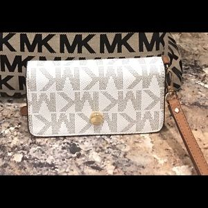 Michael Kors wallet